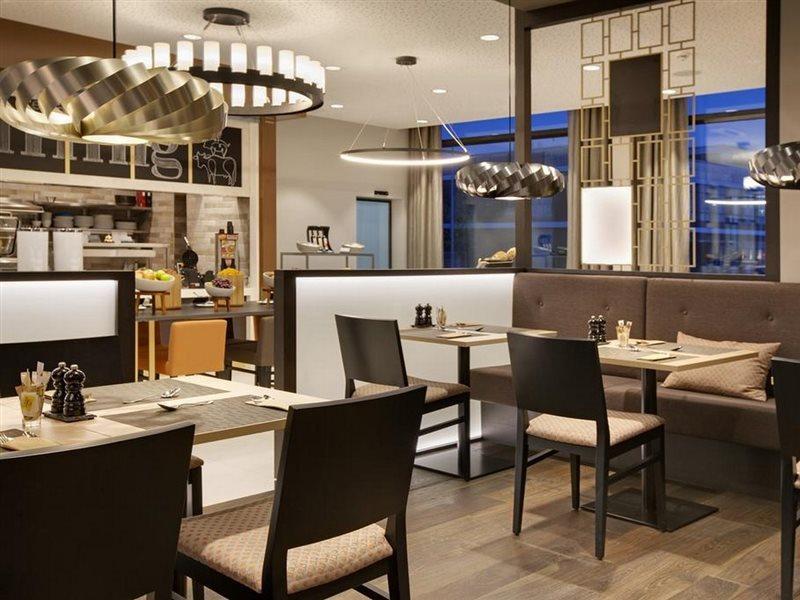 Hilton Garden Inn Zurich Limmattal Spreitenbach Eksteriør bilde
