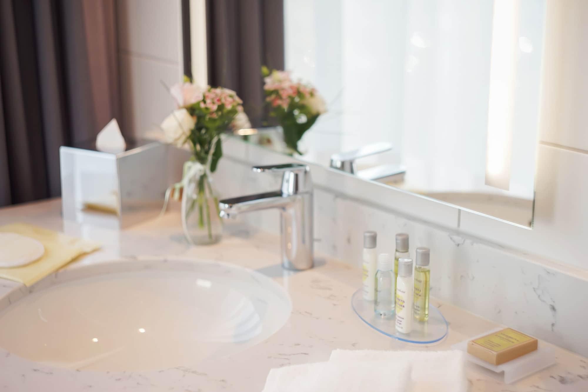 Hilton Garden Inn Zurich Limmattal Spreitenbach Eksteriør bilde