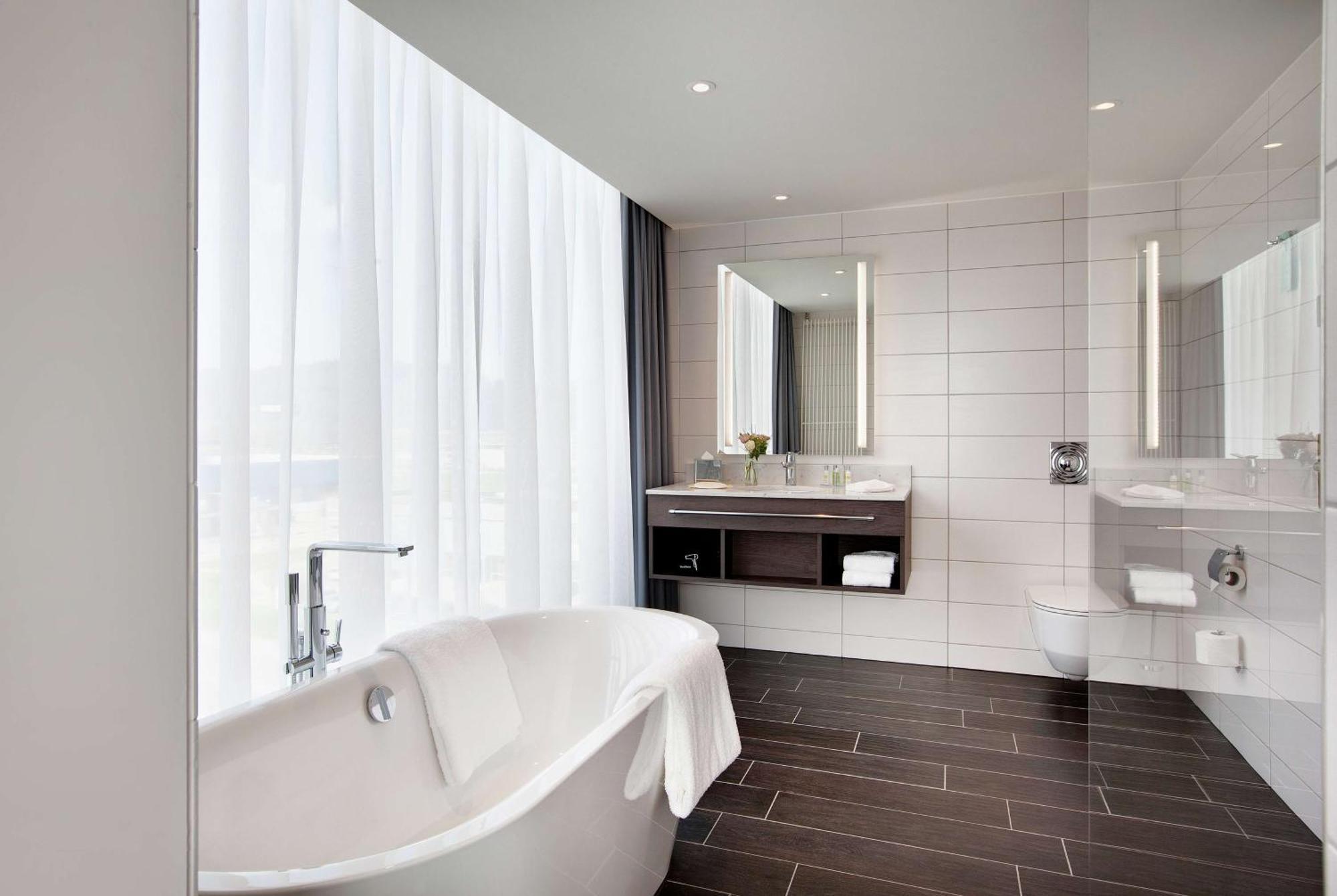 Hilton Garden Inn Zurich Limmattal Spreitenbach Eksteriør bilde