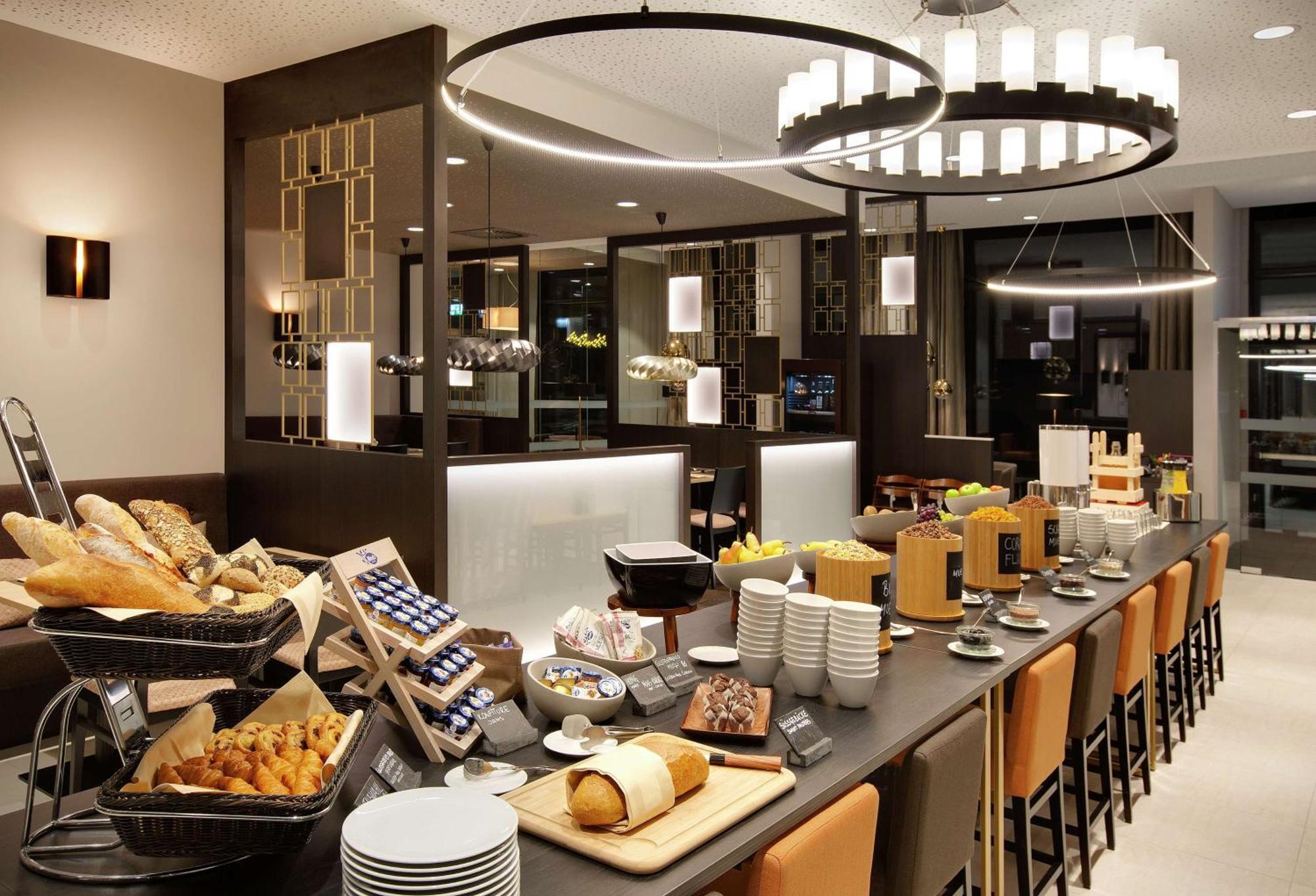 Hilton Garden Inn Zurich Limmattal Spreitenbach Eksteriør bilde